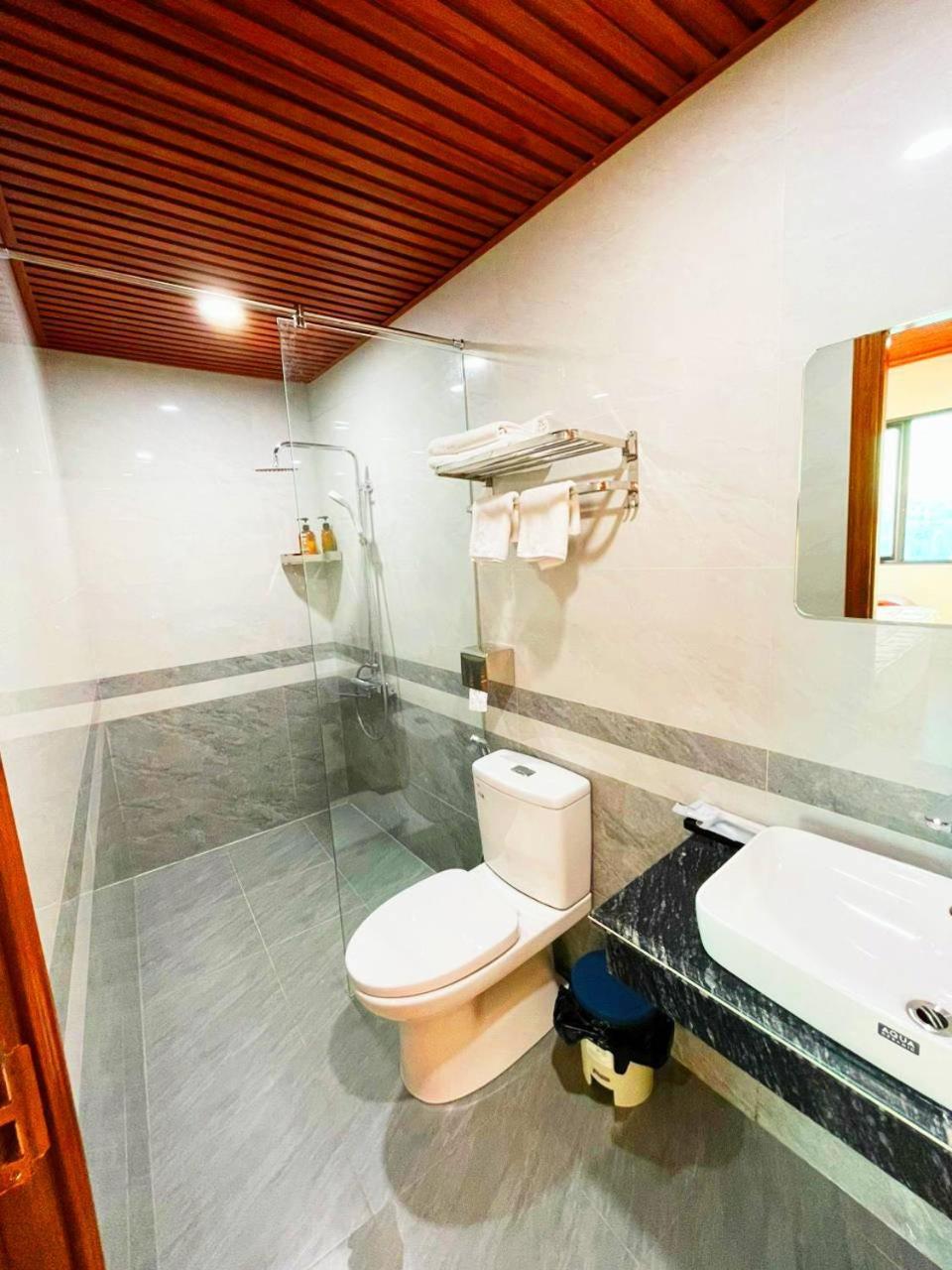 Tuan Nam Hotel Hajfong Zewnętrze zdjęcie